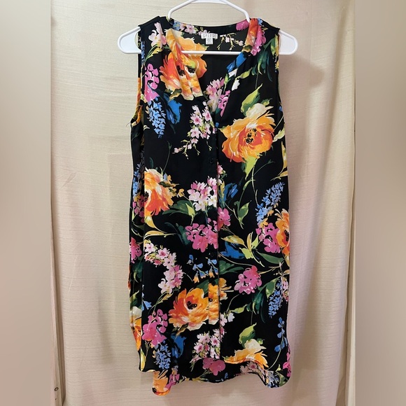 ⚫️ BOGO Black Flowy Long Top with Multicolor Floral Design Size Medium - Picture 1 of 9